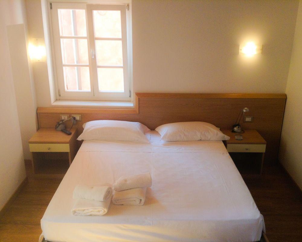 Hotel All'Arco Trieste Exterior photo